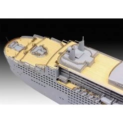 Revell 1/400 Ocean Liner Queen Mary 2 Platinum Edition -Toy Model Shop 05199 d03 queen mary 2