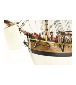 HMS Endeavour 2021 Wooden Ship Model -Toy Model Shop ART 22520 2