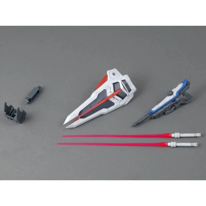 Bandai 1/100 MG FREEDOM GUNDAM Ver.2.0 15 Bandai 1/100 MG FREEDOM GUNDAM Ver.2.0 - Image 13