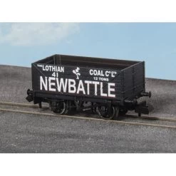 Peco N RTR 9ft 7 Plank Open Wagon Newbattle