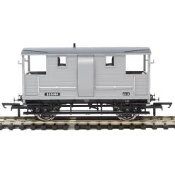 Hornby OO BR 24T Diag. 1543 Goods Brake Van S55063 Era 4 -Toy Model Shop R6915B 4