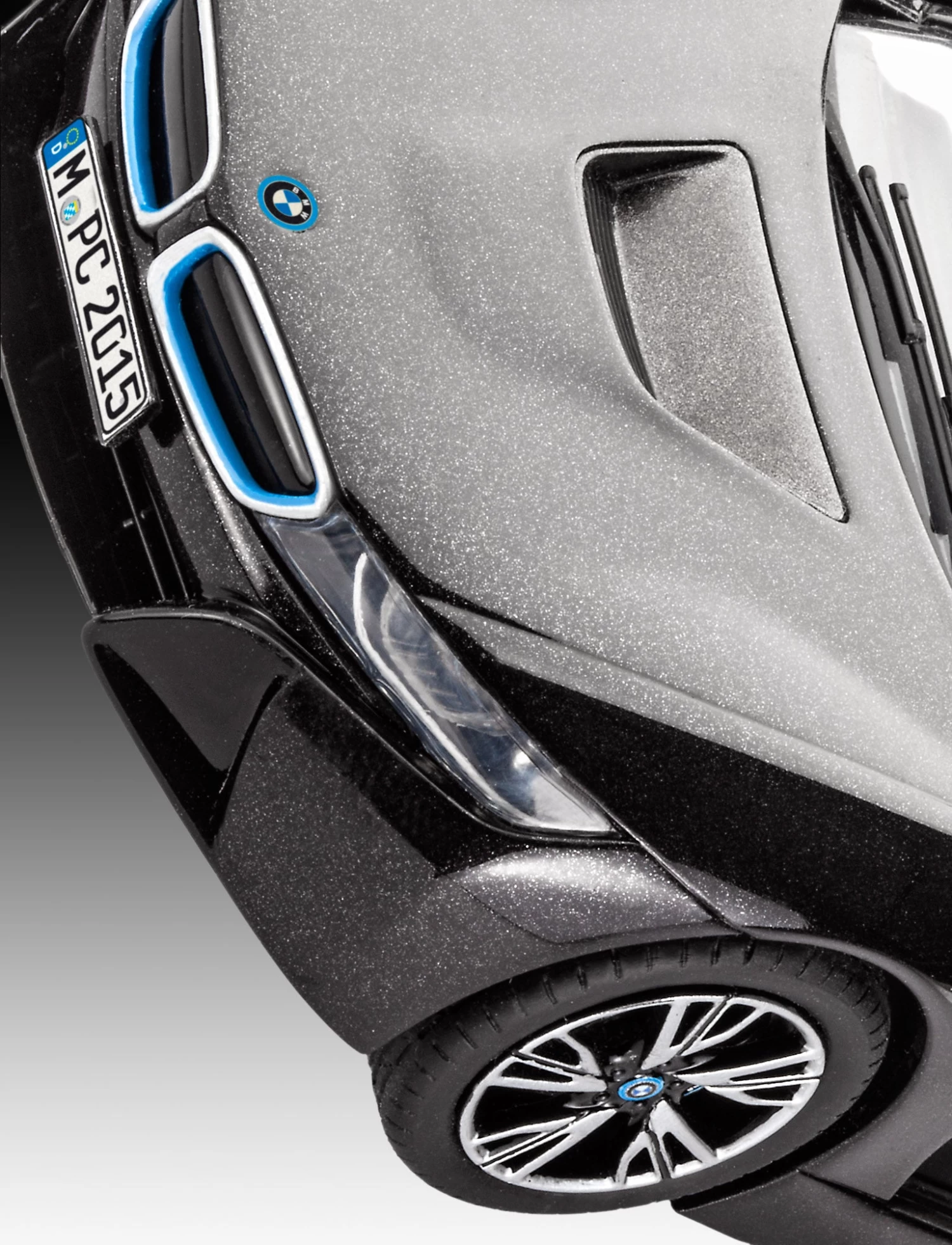 Revell 1/24 BMW I8 Model Set 8 Revell 1/24 BMW I8 Model Set - Image 6