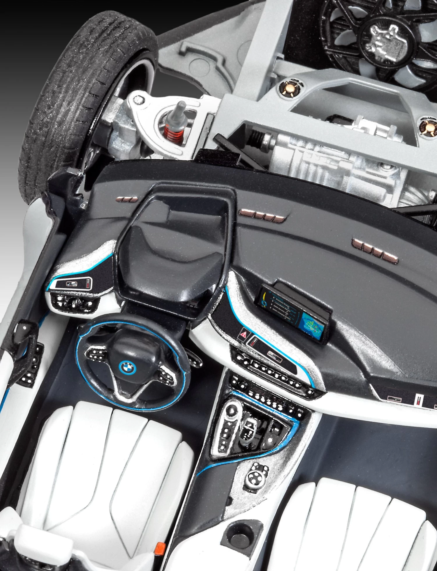 Revell 1/24 BMW I8 Model Set 7 Revell 1/24 BMW I8 Model Set - Image 5